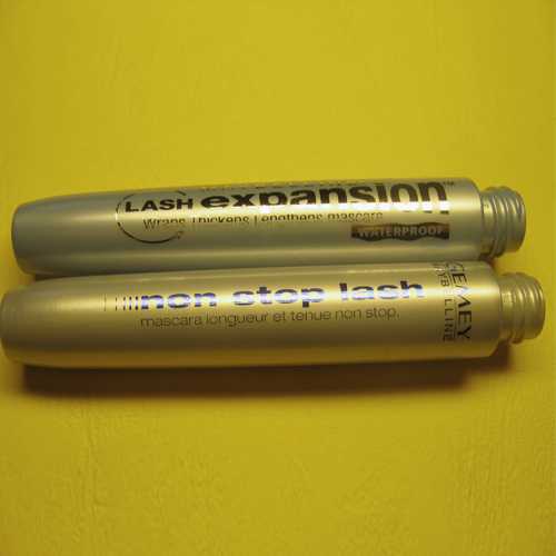 Foiling on eye makeup mascara plastic tubes