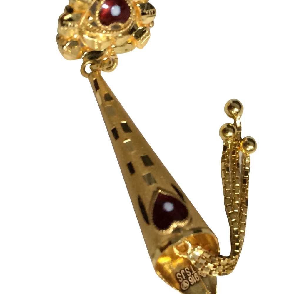 Laser hallmarking and texturing on gold jewelry