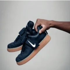  pair of black nike air force 1