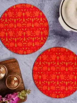 babur red rubber trivet