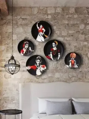 Kolorobia spinks world Dances Of India