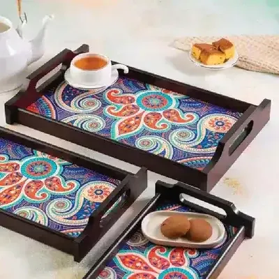 Kolorobia trays